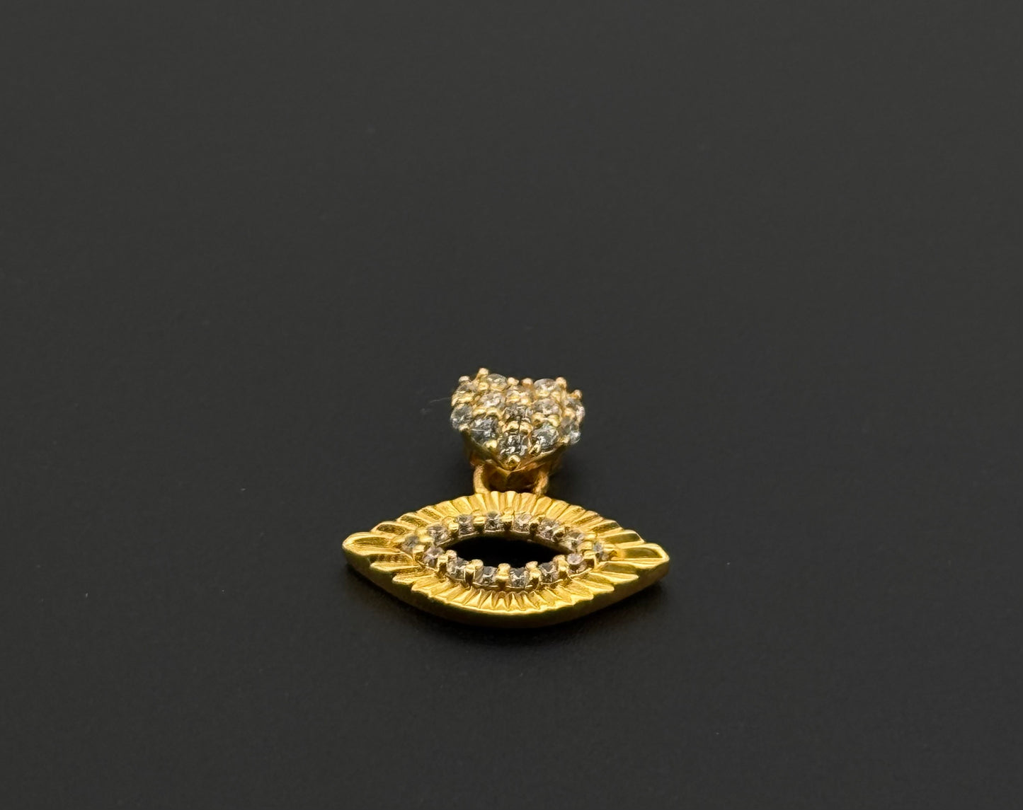 22K Solid Gold Fancy Pendants P787