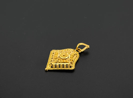 22K Solid Gold Fancy Pendants P877