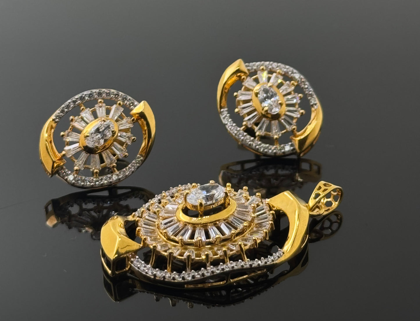 22K Solid Gold Fancy Pendant Sets PS83