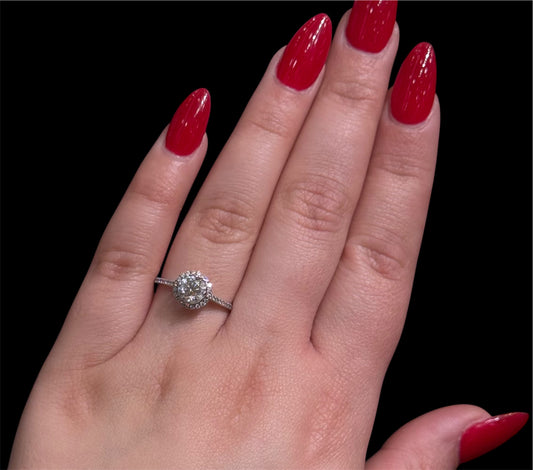 Natural Round Cut Diamond Ring DR415