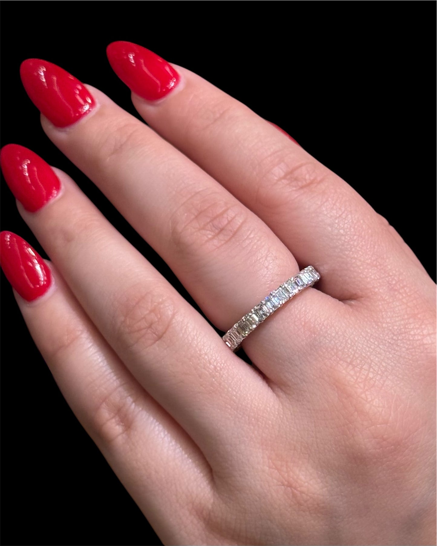 Natural Diamond Infinity Band DR98