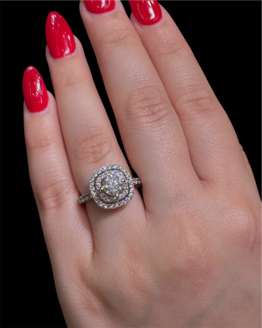 Natural Diamond Round Cut RIng DR148
