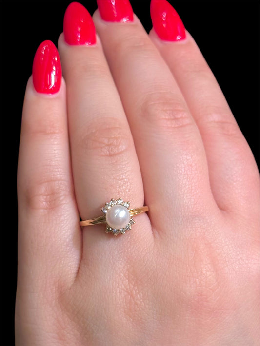 Natural Diamond Ring with Pearl DR133