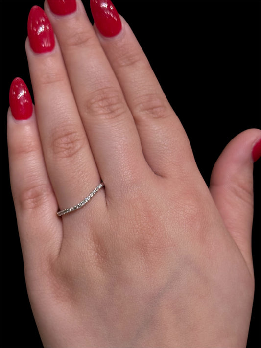 Natural Diamond Simple Thin Band DR35