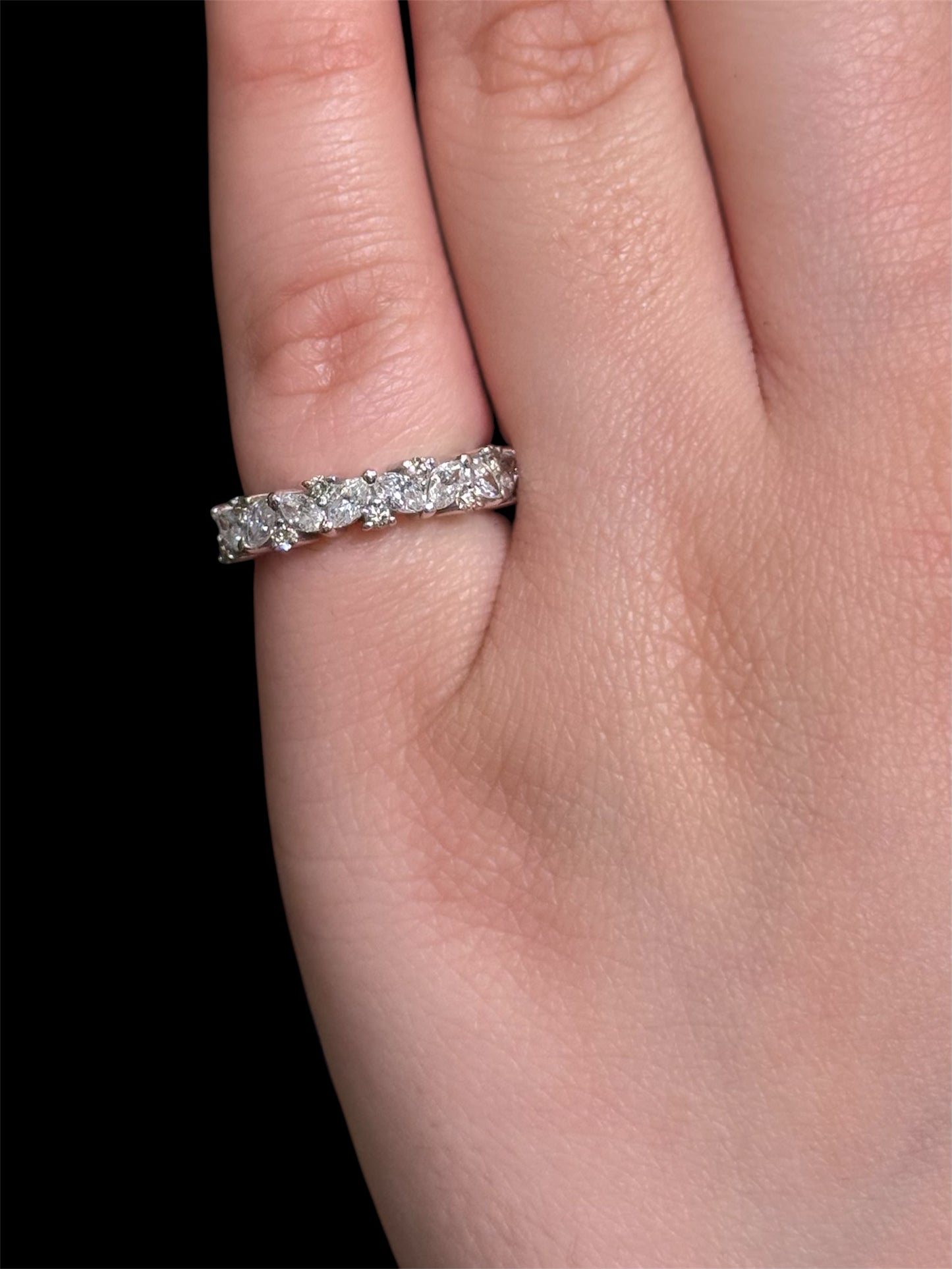 Natural Diamond Band DR409