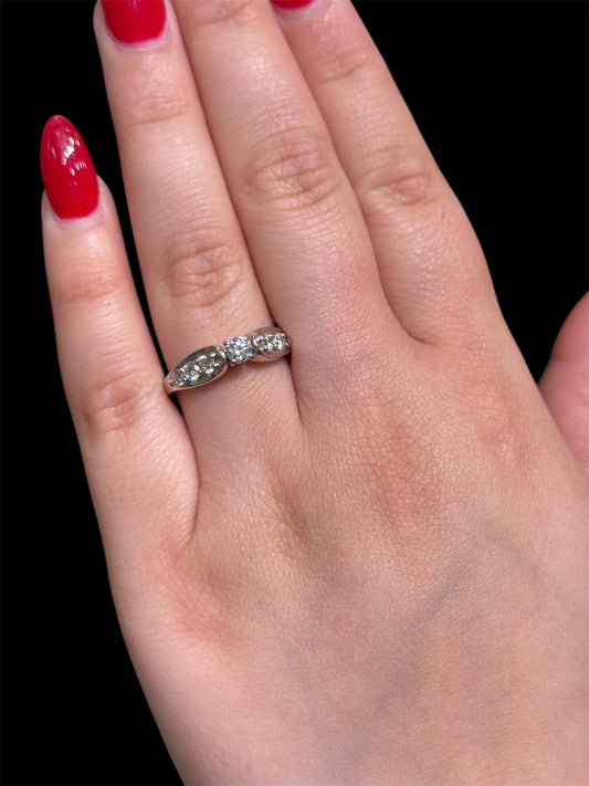 Natural Round Diamond Cut Ring DR74