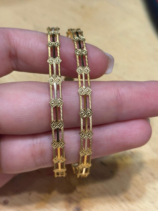 22K GOLD BANGLES