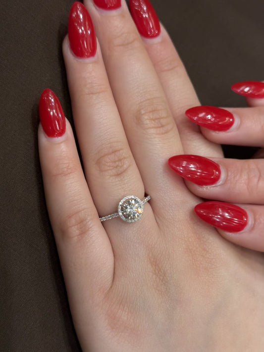 Elegant Cultured Diamond Ring LR61