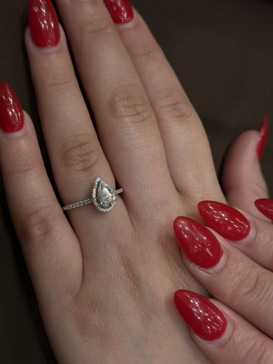 Elegant Cultured Diamond Ring LR41
