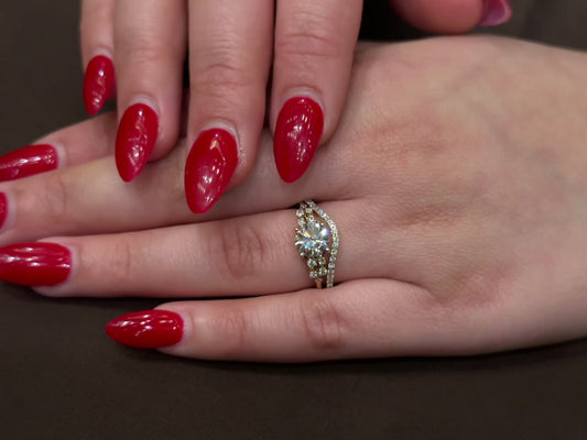 Elegant Cultured Diamond Ring LR34