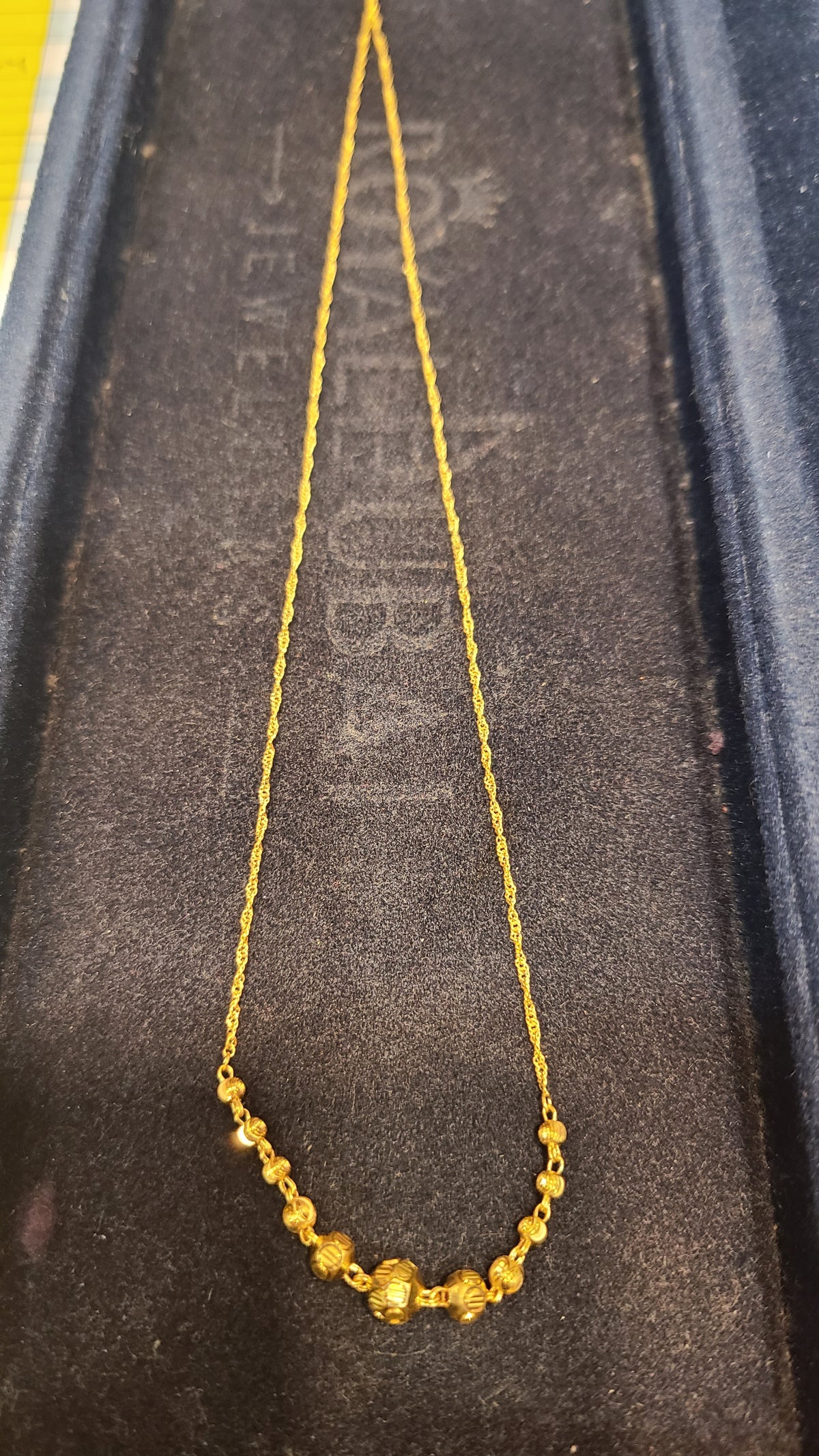 22k gold chain ash100