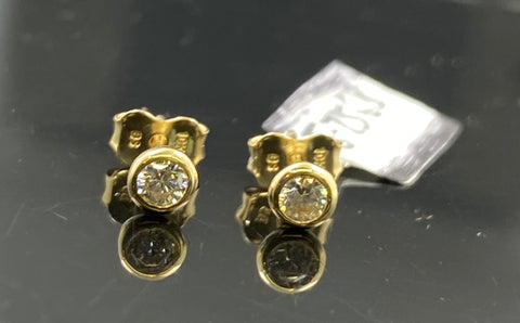 10K Earring Solid Gold Ladies Studs With Signity Stone E7566 - Royal Dubai Jewellers