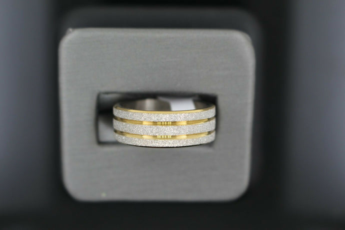 18k Solid Gold Elegant Ladies Modern Sandstone Disc Finish Band Ring R9121m - Royal Dubai Jewellers