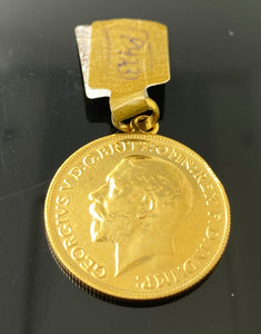 21k Solid Gold Simple King George V Pendant p4231 - Royal Dubai Jewellers