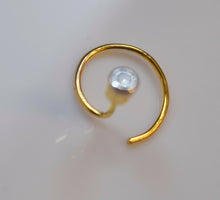 Authentic 18K Yellow Gold Nose Ring Round-Cut-Diamond VS2 n005 - Royal Dubai Jewellers