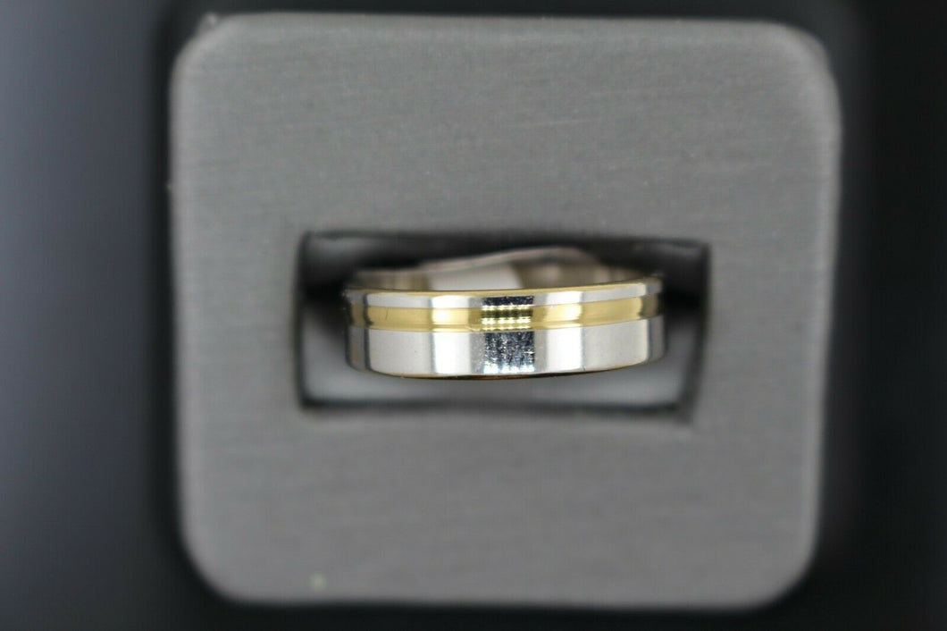 18k Solid Gold Elegant Ladies Modern Shiny Finish Band Ring R9273m - Royal Dubai Jewellers