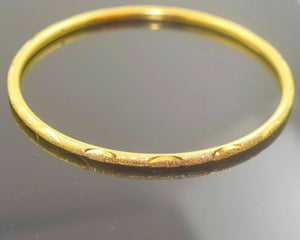 22k Solid Gold ELEGANT WOMEN BANGLE BRACELET ANTIQUE DESIGN Size 2.5 inch B335 - Royal Dubai Jewellers