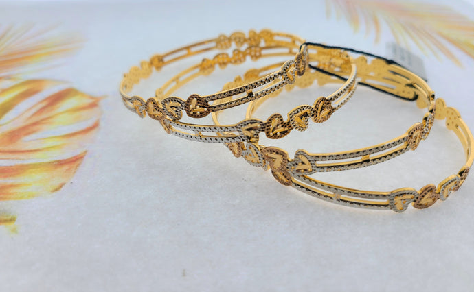 22k Solid Gold Elegant Tri Tone Heart Design Bangle fdbg070 - Royal Dubai Jewellers