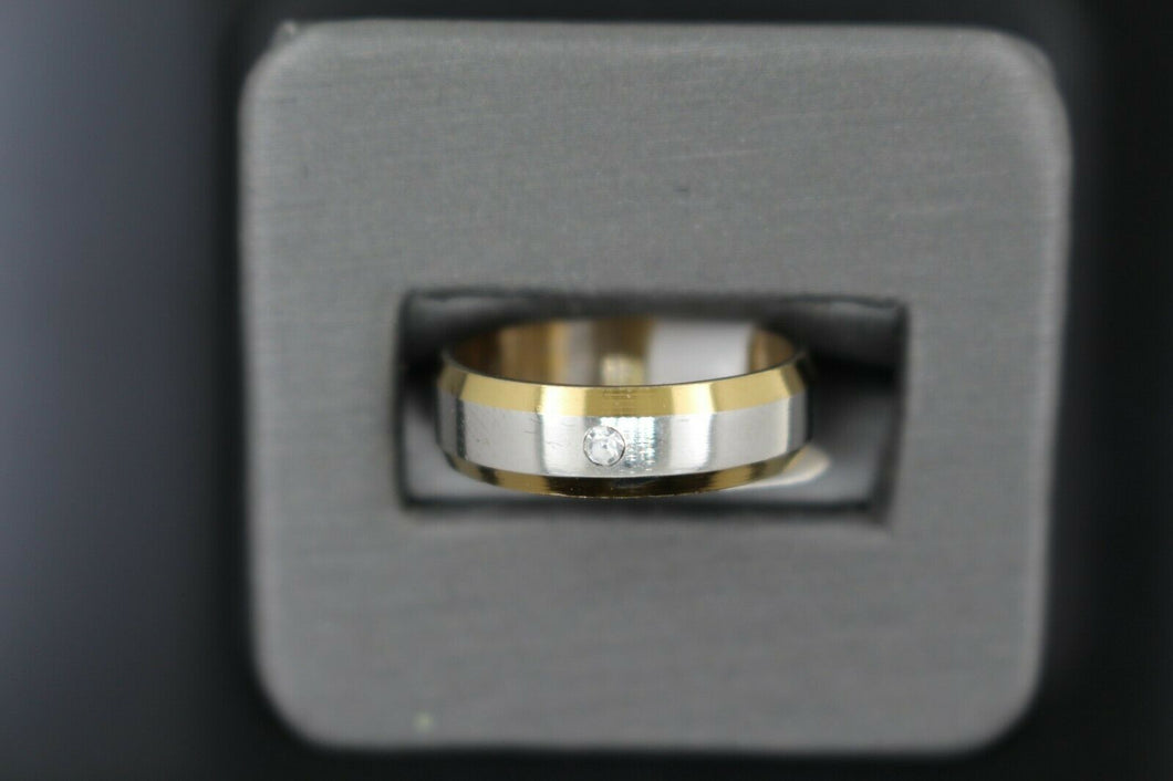 18k Solid Gold Elegant Ladies Modern Shiny Finish Band Ring R9225m - Royal Dubai Jewellers