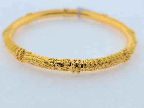 22k Solid Gold Ladies Designer Filigree Bangle B9382 - Royal Dubai Jewellers