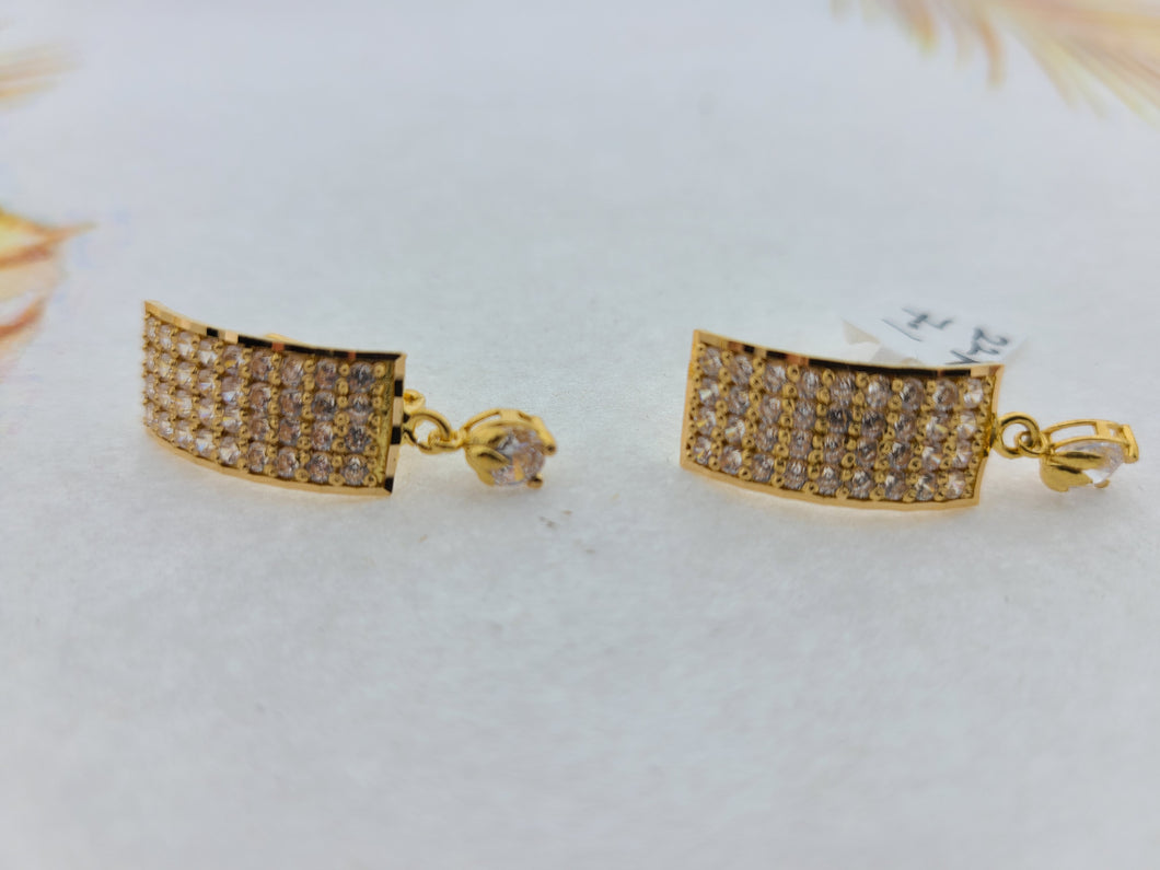 22K Solid Gold Zircon Clip On E22171 - Royal Dubai Jewellers
