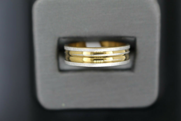 18k Solid Gold Elegant Ladies Modern Disc Finish Band Ring R9236m - Royal Dubai Jewellers