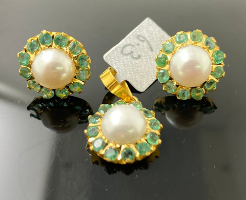 22k Solid Gold Ladies Round Emerald Pearl Modern Pendant Set P4571 - Royal Dubai Jewellers