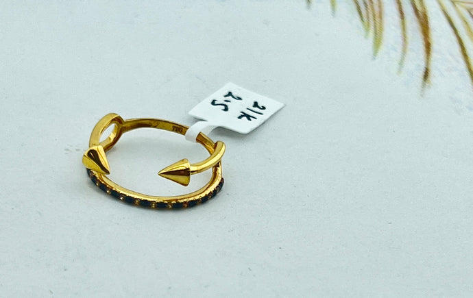 21K Solid Gold Zircon Arrow Ring R8301 - Royal Dubai Jewellers