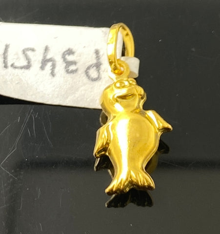 22k Solid Gold Simple Penguin Pendant p3451 - Royal Dubai Jewellers