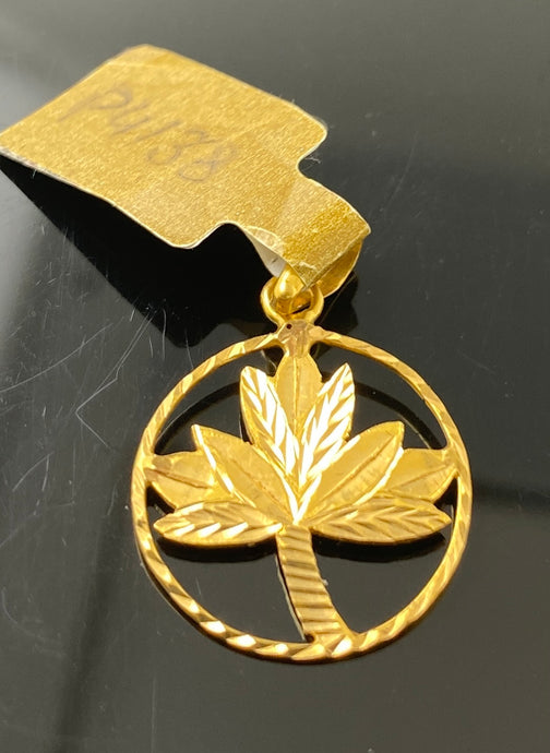 22k Solid Gold Simple Leaf Pendant p4138 - Royal Dubai Jewellers