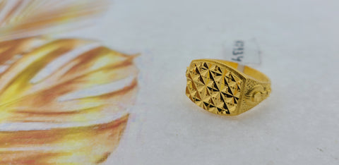 22K Solid Gold Signet Ring R7934 - Royal Dubai Jewellers
