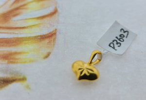 22K Solid Gold Heart Pendant p3603 - Royal Dubai Jewellers