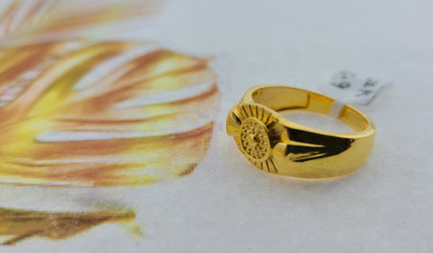 22K Solid Gold Signet Ring R7650 - Royal Dubai Jewellers
