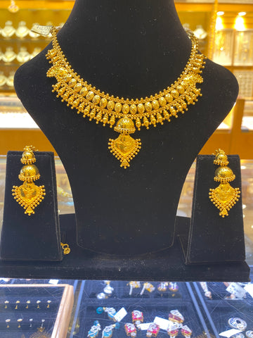 22k Solid Gold Elegant Traditional Necklace Set C1074 - Royal Dubai Jewellers