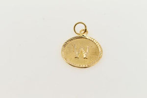 22k 22ct Solid Gold Charm Letter W Pendant Round Design p1088 ns - Royal Dubai Jewellers