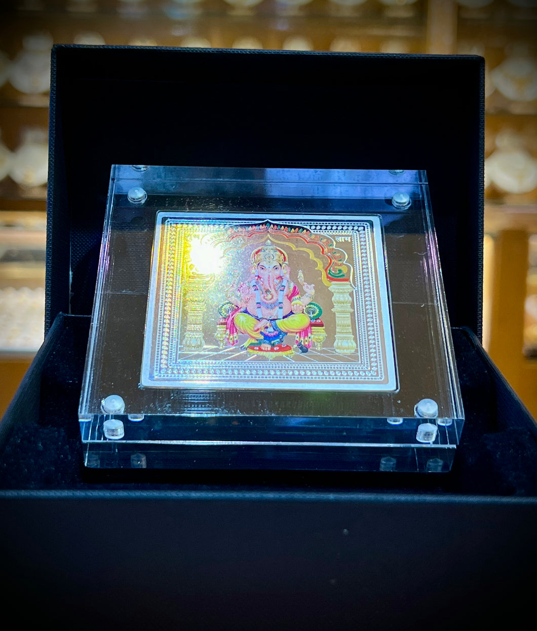 Pure Silver Coin with Religious Hindu Ganesh Idol Design - Royal Dubai Jewellers