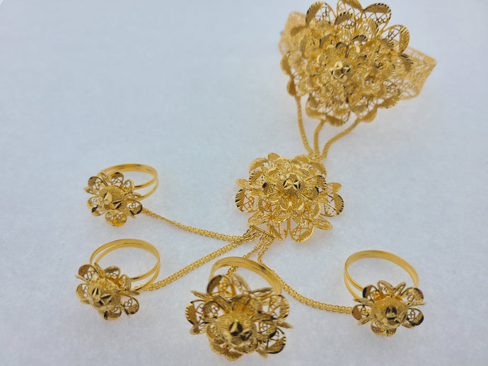 21K Solid Gold Designer Floral Ring Bracelet Set B9418 - Royal Dubai Jewellers