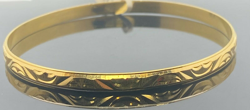 22k Bangle Solid Gold Classic Ladies Diamond Cut Geometric Pattern Design B326 - Royal Dubai Jewellers