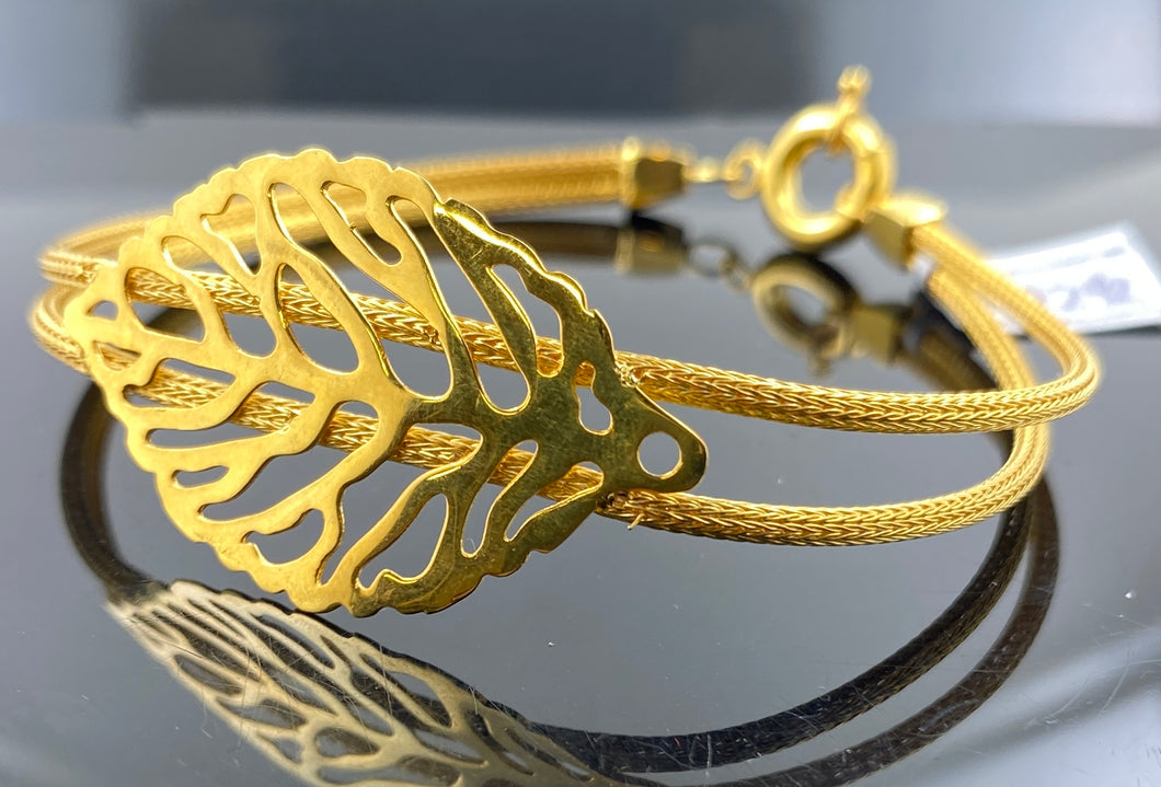 21k Solid Gold Elegant Ladies Bracelet with Leaf Faceplate b7292 - Royal Dubai Jewellers