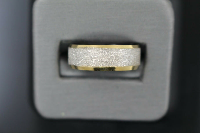 18k Solid Gold Elegant Ladies Modern Sand Finish Band Ring R9219m - Royal Dubai Jewellers