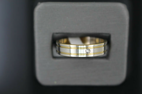18k Solid Gold Elegant Ladies Modern Zirconia Shiny Finish Band Ring R9184m - Royal Dubai Jewellers