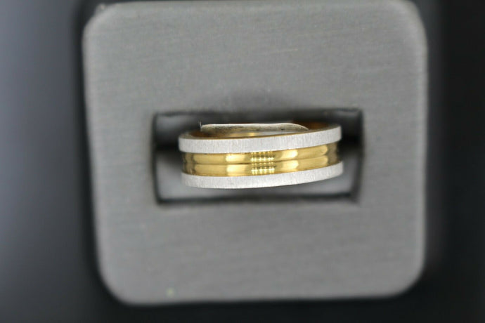 18k Solid Gold Elegant Ladies Modern Disc Finish Band Ring R9253m - Royal Dubai Jewellers