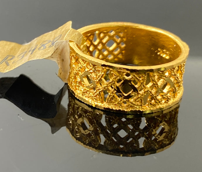 22K solid Gold Ladies Designer Diamond Cut Net Band Ring R3488 - Royal Dubai Jewellers