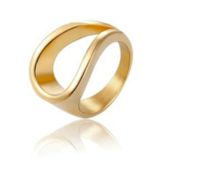 Solid Gold Ladies Ring Elegant Geometric Modern Design SM29 - Royal Dubai Jewellers