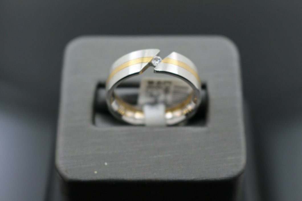 18k Solid Gold Elegant Ladies Modern Zirconia Shiny Finish Band Ring R9454m - Royal Dubai Jewellers