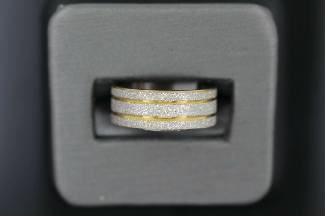 18k Solid Gold Elegant Ladies Modern Sand Finish Band Ring R9222m - Royal Dubai Jewellers