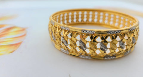 22k Solid Gold Elegant Floral Two Tone Bangle b8114 - Royal Dubai Jewellers