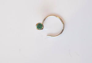 Authentic 18K White Gold Nose Pin Ring Green Birth Stone May n128 - Royal Dubai Jewellers