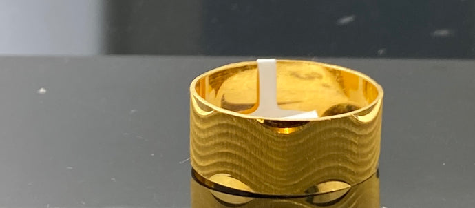 21K Solid Gold Ladies Designer Thick Diamond Cut Band Ring R6398 - Royal Dubai Jewellers