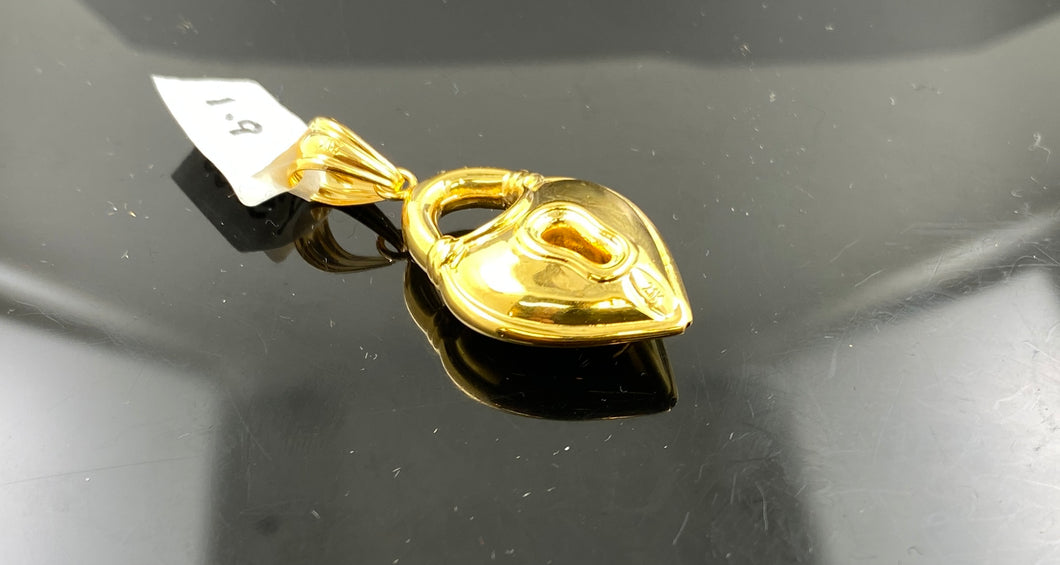 22k Pendant Solid Gold Heart Shape Locket P3235 - Royal Dubai Jewellers